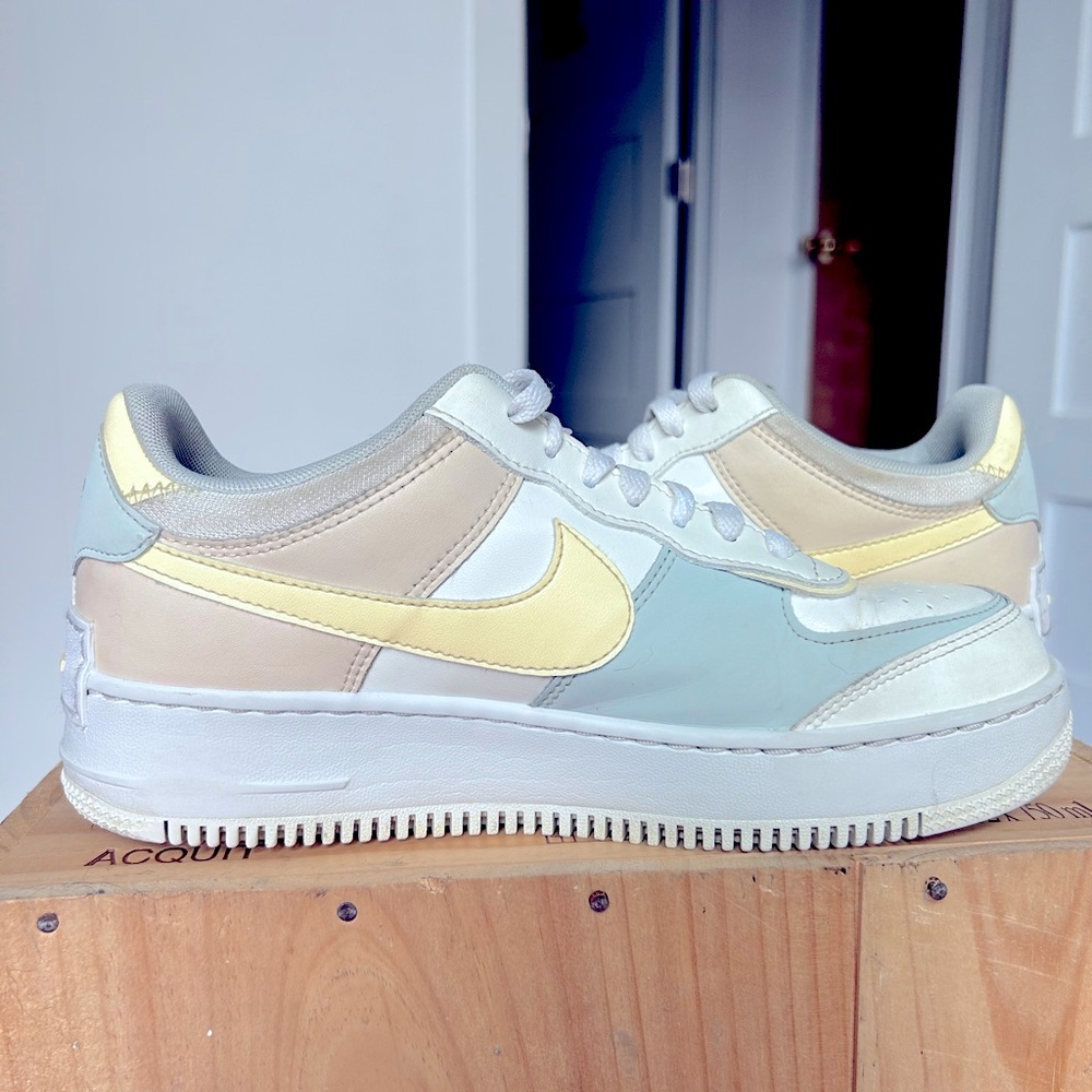 Nike Air Force 1 Shadows Size 8.5